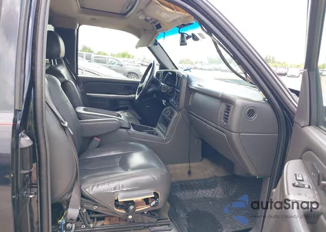 2005 Chevrolet Silverado 1500 Z71 из США, поврежденный, VIN 1GCEK19B65Z289348